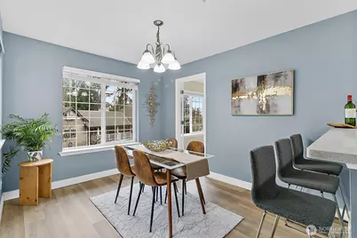 18505 SE Newport Way #C214, Issaquah, WA 98027 - Photo 11