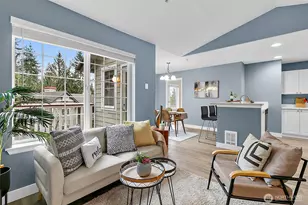 18505 SE Newport Way, Issaquah, WA 98027 - Photo 5