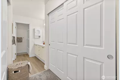 18505 SE Newport Way #C214, Issaquah, WA 98027 - Photo 21