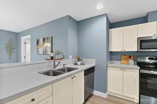 18505 SE Newport Way, Issaquah, WA 98027 - Photo 7