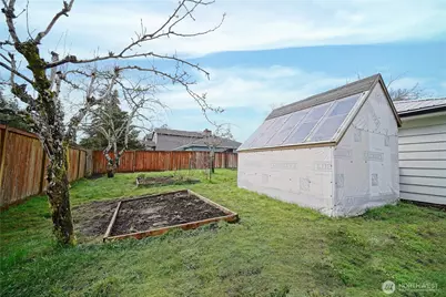 12320 Edgewood Ave SW, Lakewood, WA 98498 - Photo 17
