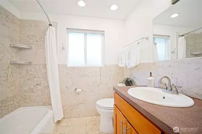 12320 Edgewood Ave SW, Lakewood, WA 98498 - Photo 9