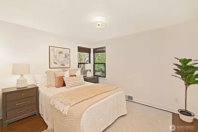 2849 36th Avenue W, Seattle, WA 98199 - Photo 17