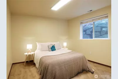 5451 32nd Avenue SW, Seattle, WA 98126 - Photo 9