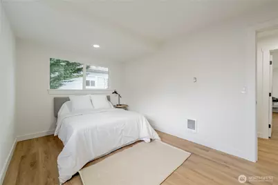 1315 E Marine View Drive, Everett, WA 98201 - Photo 21