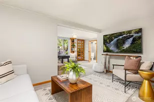 11676 Sunrise Dr, Bainbridge Island, WA 98110 - Photo 31