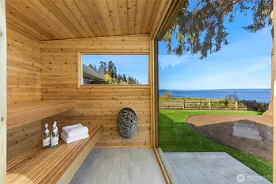 11676 Sunrise Drive, Bainbridge Island, WA 98110 - Photo 13