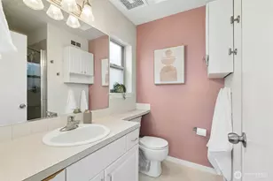 11560 Stone Ave N, Seattle, WA 98133 - Photo 13