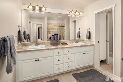 2330 279th Drive SE, Sammamish, WA 98027 - Photo 29