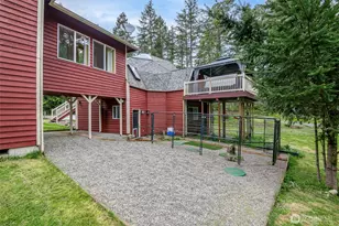 9203 Kootenai Dr, Anderson Island, WA 98303 - Photo 33
