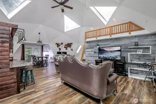 9203 Kootenai Dr, Anderson Island, WA 98303 - Photo 3