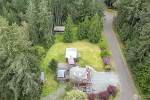9203 Kootenai Dr, Anderson Island, WA 98303 - Photo 39