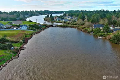 509 E Chance A La Mer NE, Ocean Shores, WA 98569 - Photo 17