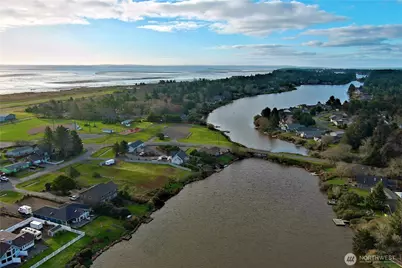 509 E Chance A La Mer NE, Ocean Shores, WA 98569 - Photo 7
