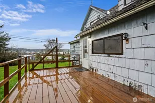 728 Dakota St, Raymond, WA 98577 - Photo 5