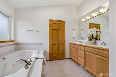 18639 175th Avenue SE, Renton, WA 98058 - Photo 25