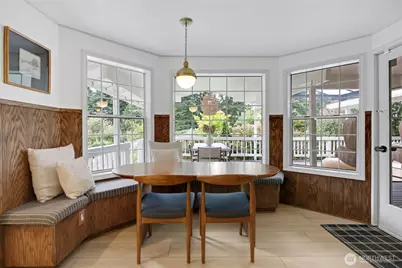 15919 NE 165th Street, Woodinville, WA 98072 - Photo 11