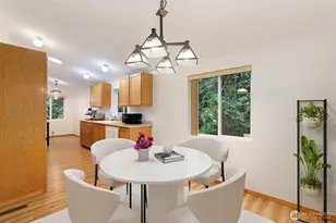 18226 SE 164th St, Renton, WA 98058 - Photo 7