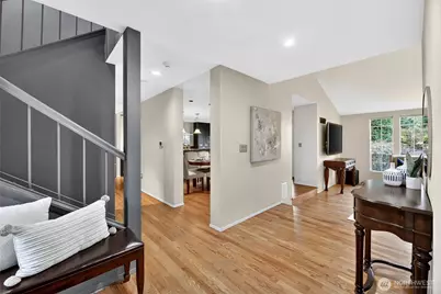 6640 114th Avenue SE, Bellevue, WA 98006 - Photo 9