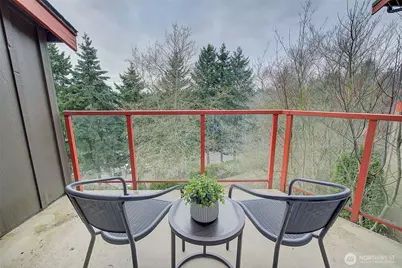 11058 NE 33rd Place #D6, Bellevue, WA 98004 - Photo 19