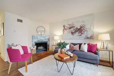 11058 NE 33rd Place #D6, Bellevue, WA 98004 - Photo 7