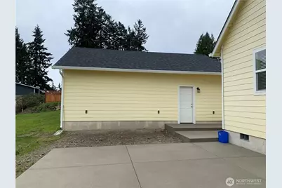 2439 Cedar Street E, Port Orchard, WA 98366 - Photo 17