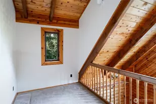 414 Little Acres Dr, Oak Harbor, WA 98277 - Photo 17