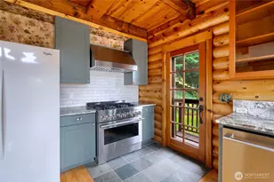 414 Little Acres Dr, Oak Harbor, WA 98277 - Photo 11