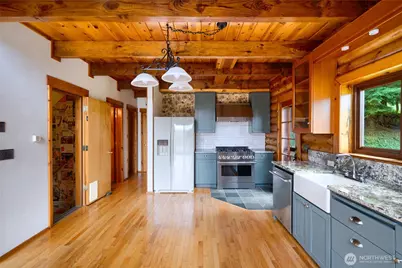 414 Little Acres Drive, Oak Harbor, WA 98277 - Photo 9