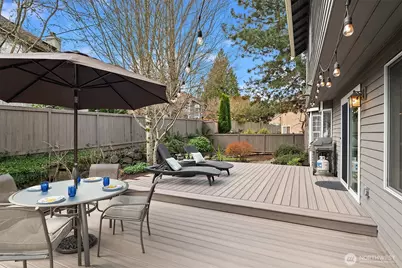 4079 240th Place SE, Sammamish, WA 98029 - Photo 33