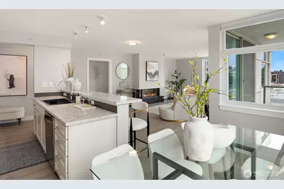 1100 106th Avenue NE #611, Bellevue, WA 98004 - Photo 9