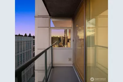 1100 106th Avenue NE #611, Bellevue, WA 98004 - Photo 11