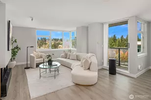 1100 106th Ave NE, Bellevue, WA 98004 - Photo 3