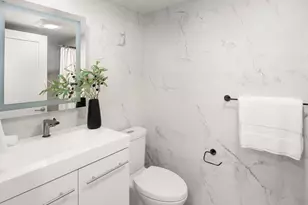 1100 106th Ave NE, Bellevue, WA 98004 - Photo 13