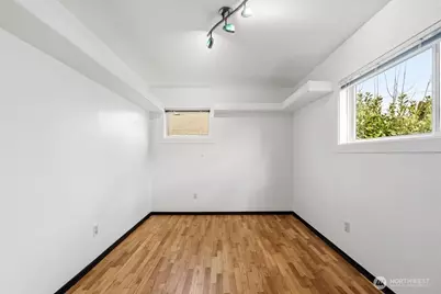 720 9th Street SW, Puyallup, WA 98371 - Photo 13