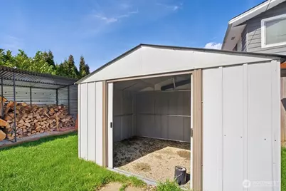 720 9th Street SW, Puyallup, WA 98371 - Photo 23