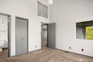 2601 E Aloha St, Seattle, WA 98112 - Photo 13