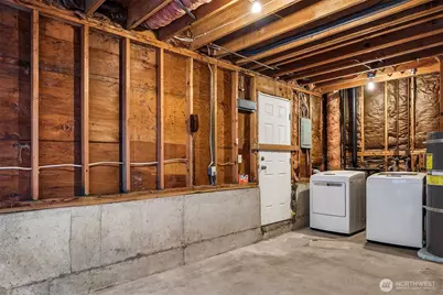 2601 E Aloha Street, Seattle, WA 98112 - Photo 17