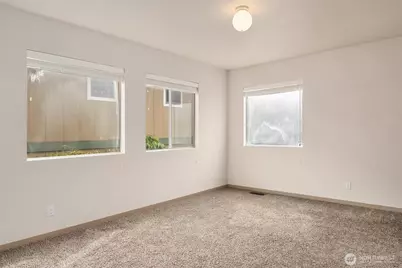 2601 E Aloha Street, Seattle, WA 98112 - Photo 5