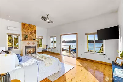 3643 Beach Drive E, Port Orchard, WA 98366 - Photo 19