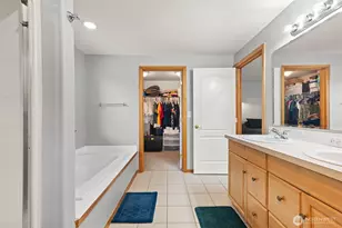 5647 Black Lake Blvd SW, Olympia, WA 98512 - Photo 11