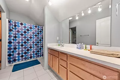 5647 Black Lake Boulevard SW, Olympia, WA 98512 - Photo 17