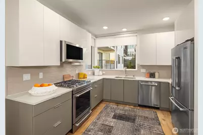 1122 5th Avenue N, Seattle, WA 98109 - Photo 23
