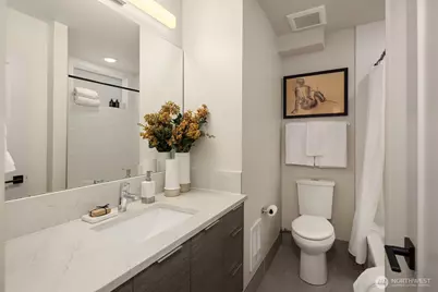 1122 5th Avenue N, Seattle, WA 98109 - Photo 13
