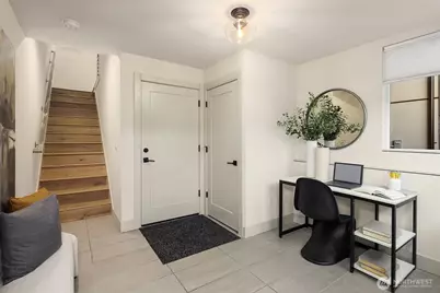 1122 5th Avenue N, Seattle, WA 98109 - Photo 5