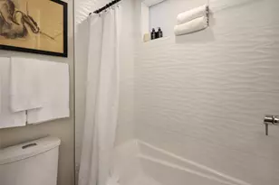 1122 5th Ave N, Seattle, WA 98109 - Photo 13