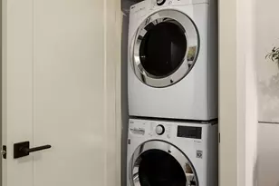 1122 5th Ave N, Seattle, WA 98109 - Photo 7