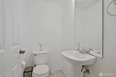 2680 139th Avenue SE #102, Bellevue, WA 98005 - Photo 15