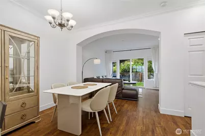 2680 139th Avenue SE #102, Bellevue, WA 98005 - Photo 3