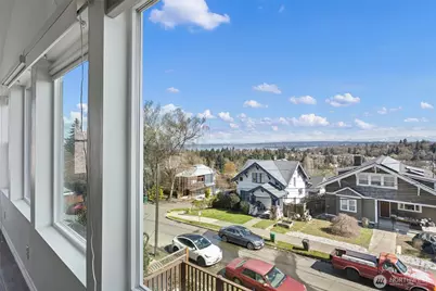 913 24th Avenue E, Seattle, WA 98112 - Photo 7